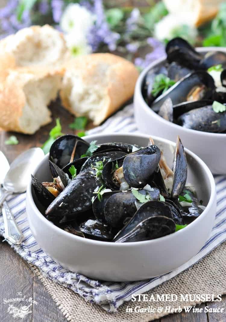 White Wine Steamed Mussels