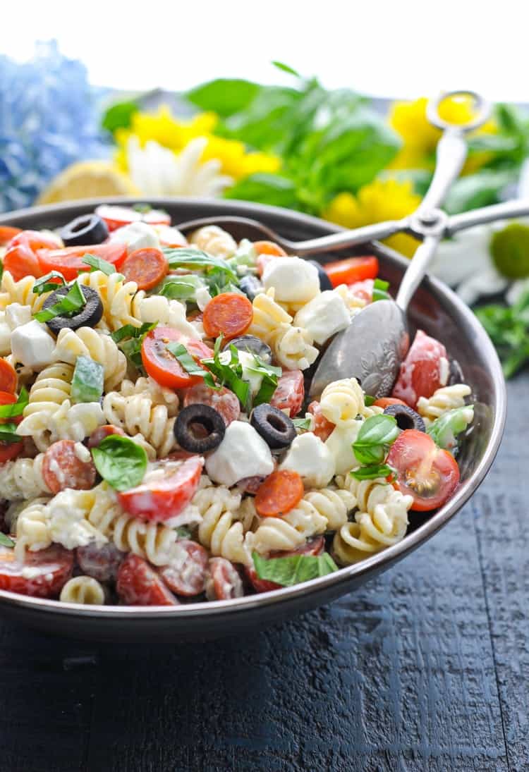 Creamy Italian Pasta Salad - The Seasoned Mom
