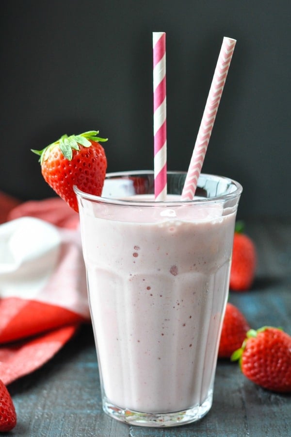 Best Strawberry Smoothie Recipe