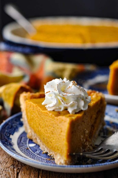 Pumpkin Chiffon Pie - The Seasoned Mom