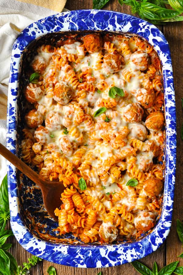 23 Dump-and-Bake Easy Casserole Recipes for Weeknight Dinners