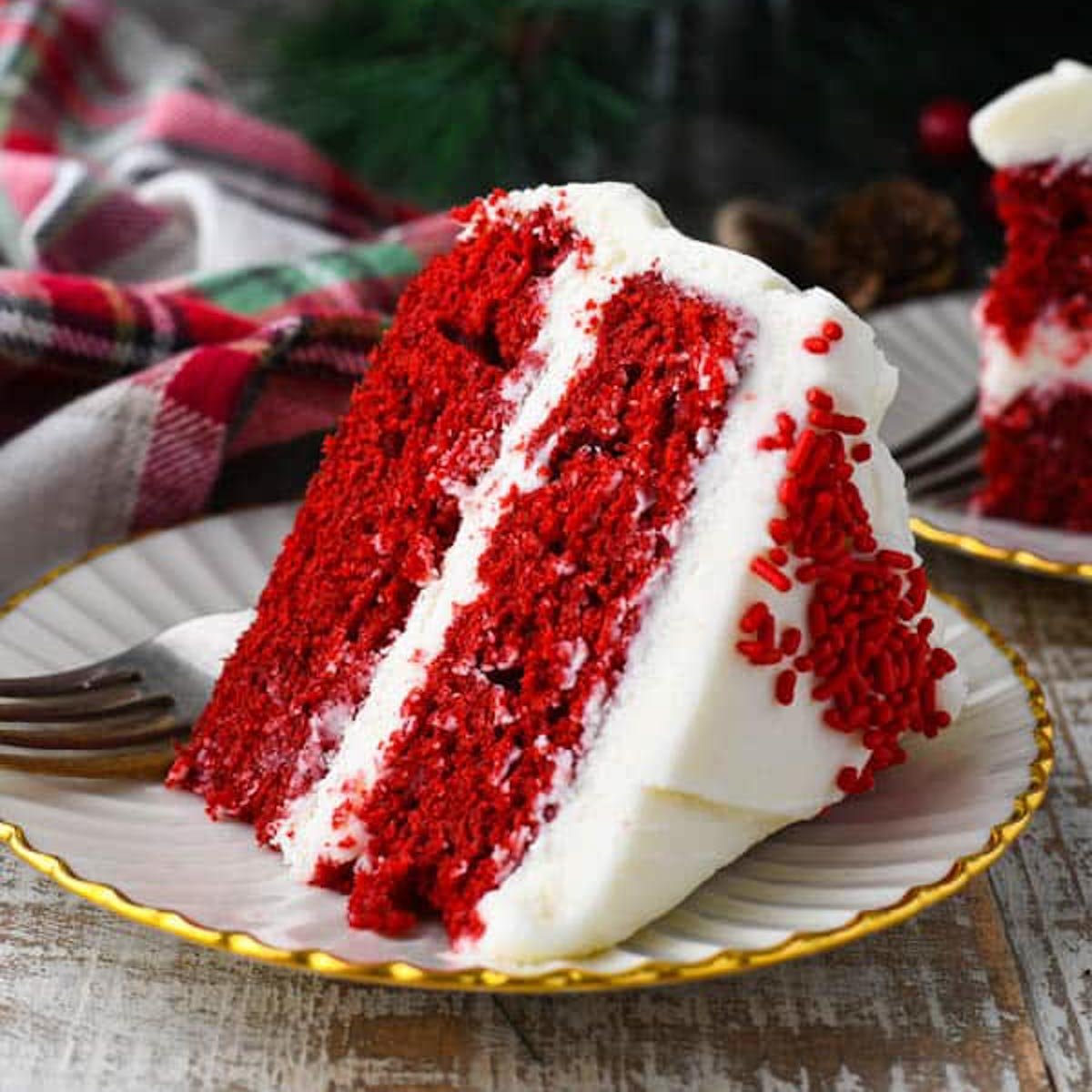 BREAD & Beyond | Delicious Red Velvety Texture Cake
