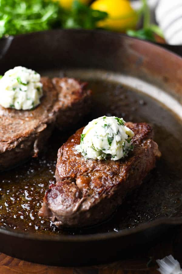 https://www.theseasonedmom.com/wp-content/uploads/2021/01/How-to-Cook-Filet-Mignon-in-a-Cast-Iron-Skillet-1.jpg