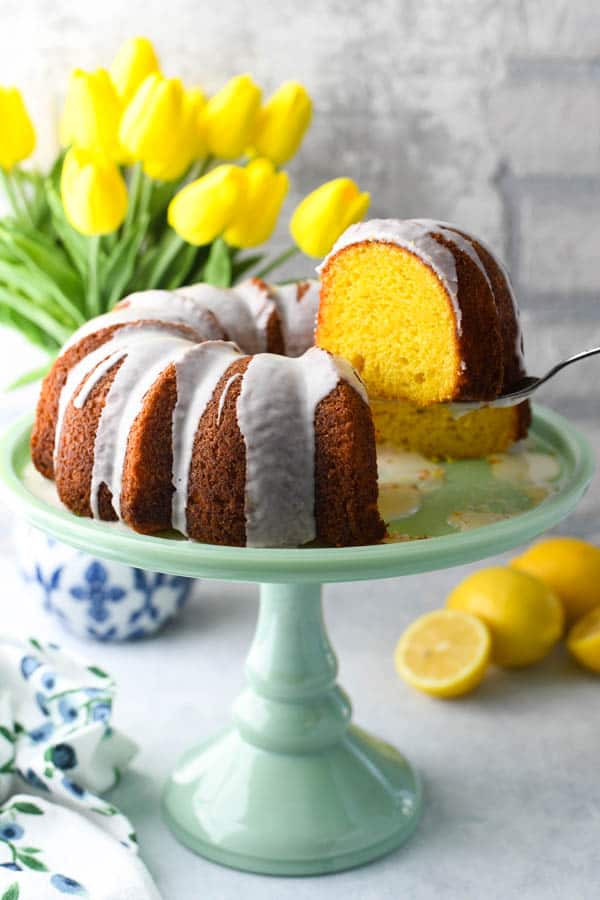 SCRUMPTIOUS Lemon Pound Cake • FIVEheartHOME