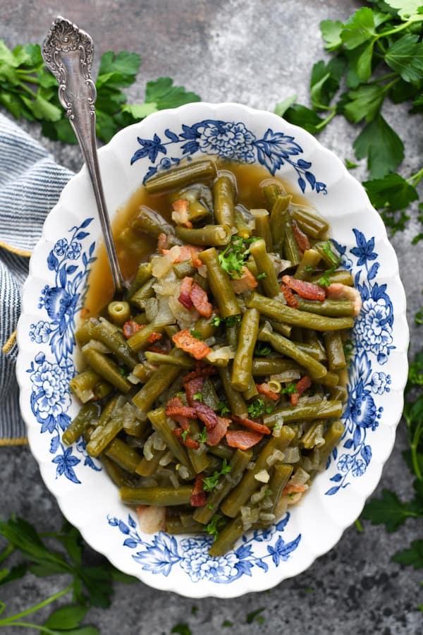 Southern Style Green Beans - The Seasoned Mom