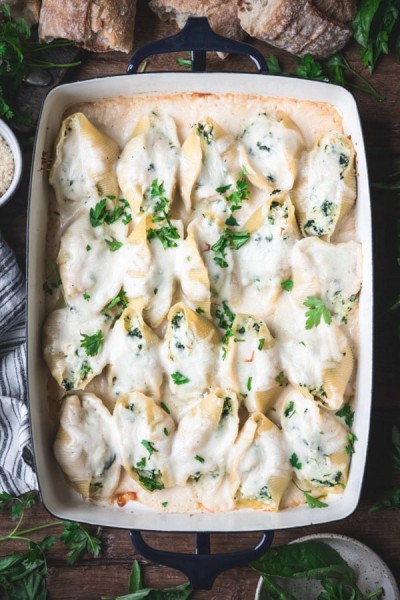 Chicken Stuffed Shells with Spinach and Alfredo - The Seasoned Mom