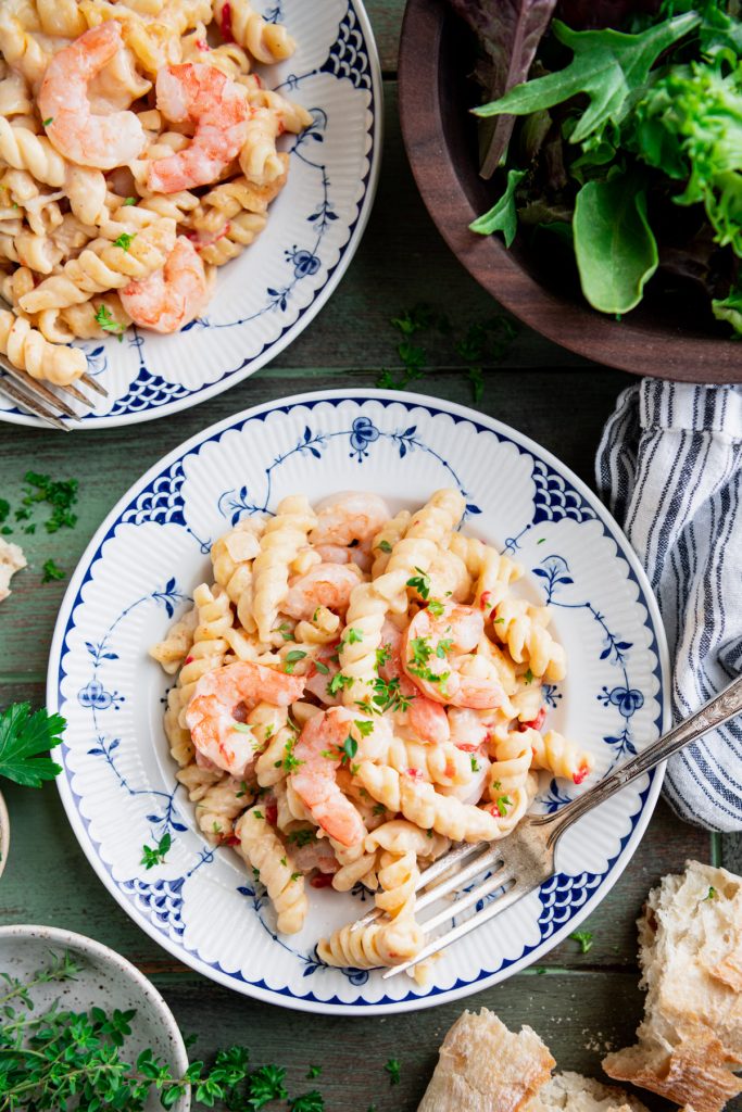 Dump-and-Bake Shrimp Alfredo Pasta - The Seasoned Mom