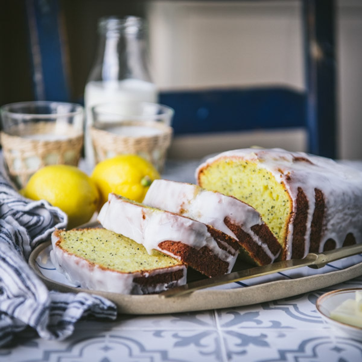 Lemon Poppy Seed Bread Featured 