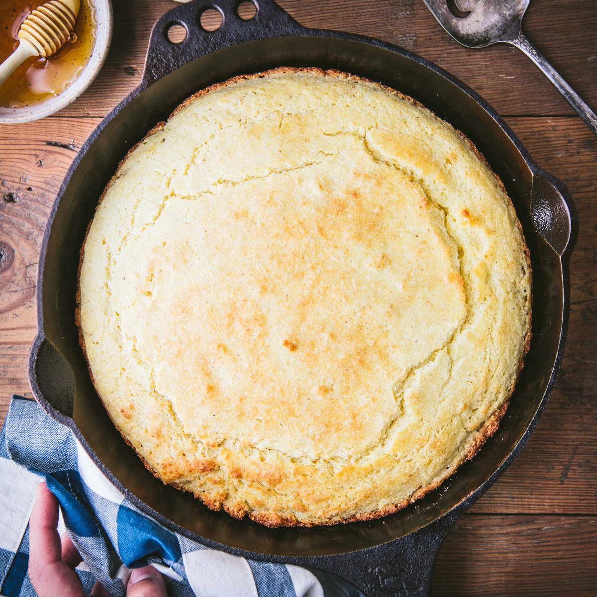 Southern Skillet Cornbread - A Pinch of Healthy