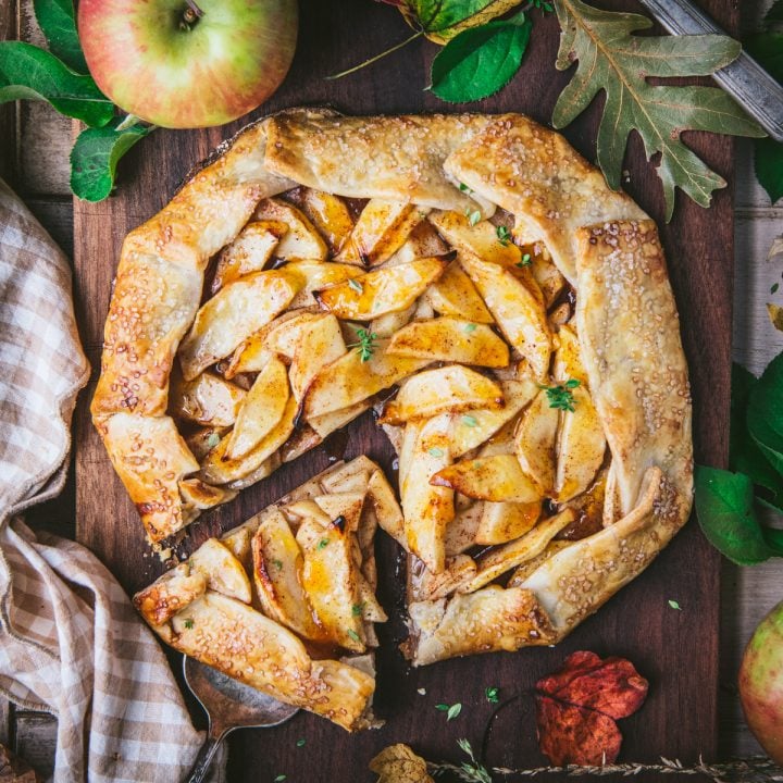 Apple Galette {Quick and Easy!} - The Seasoned Mom
