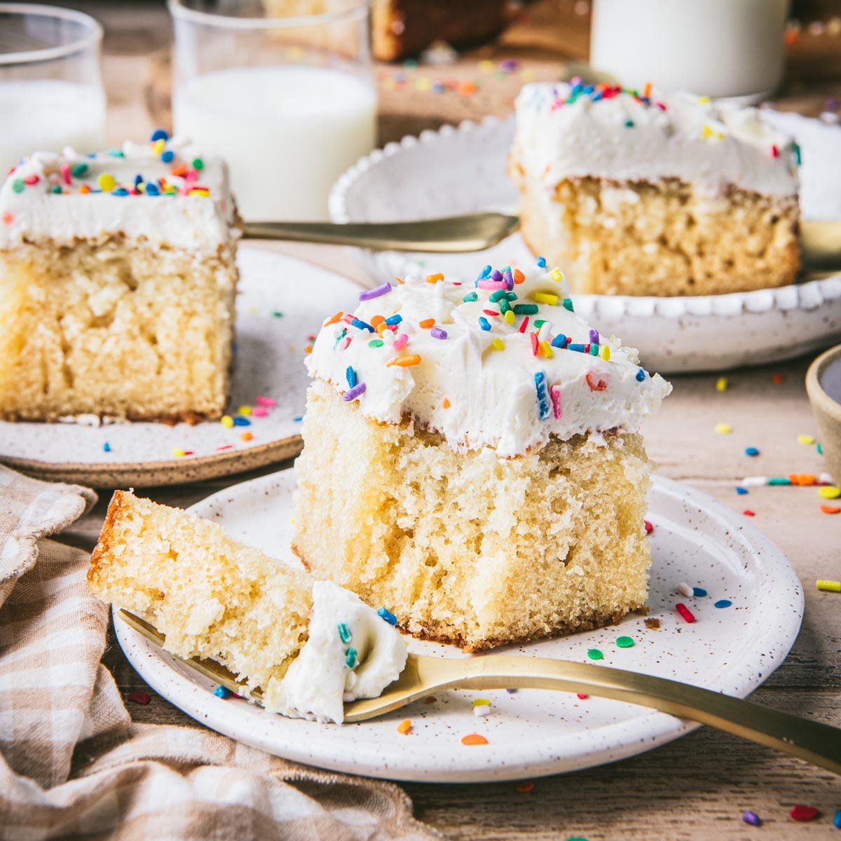 Fluffy Vanilla Cake Recipe | My Urban Treats