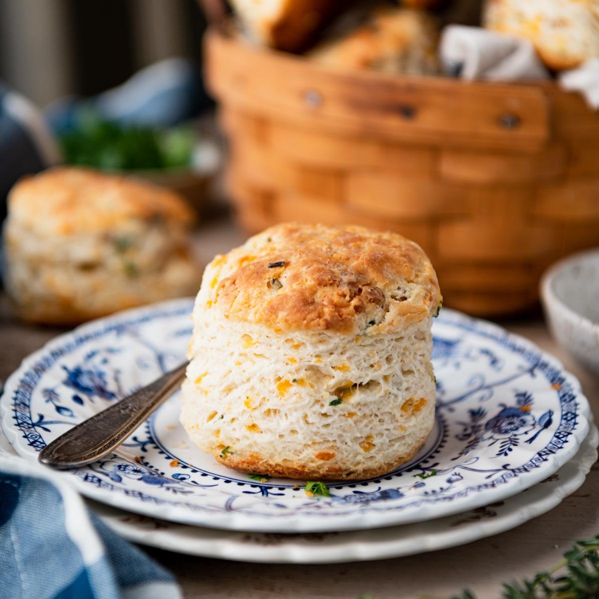 Pick 2 Red Lobster Biscuit Mixes: Cheddar Bay, Honey Butter or Rosemary  Garlic