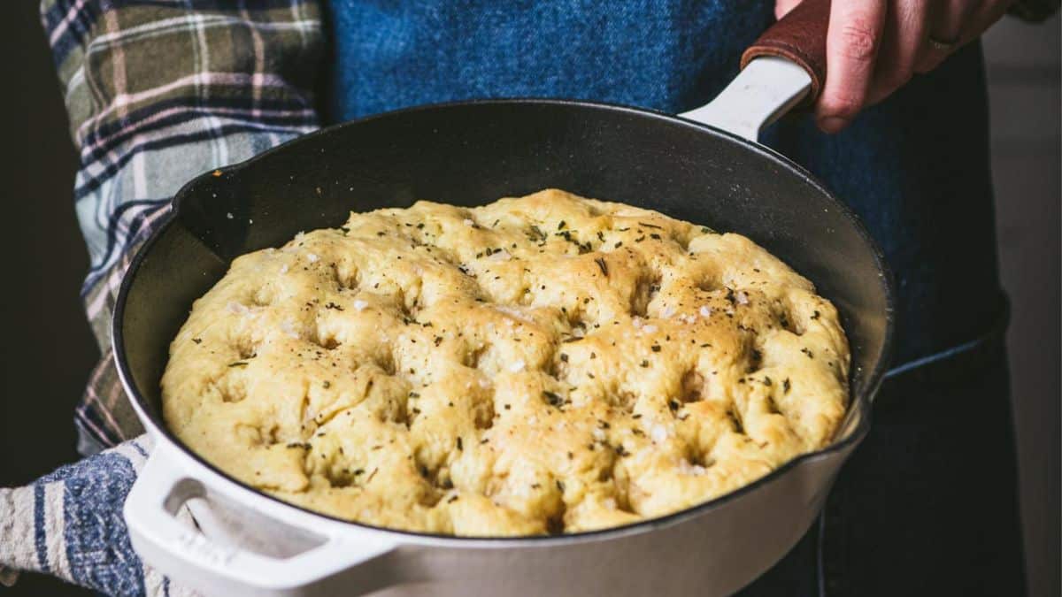 The 7 Best Cast Iron Skillets of 2023 - The Seasoned Mom