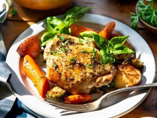 https://www.theseasonedmom.com/wp-content/uploads/2023/09/Sheet-Pan-Herb-Roasted-Chicken-and-Veggies-7-500x375.jpg