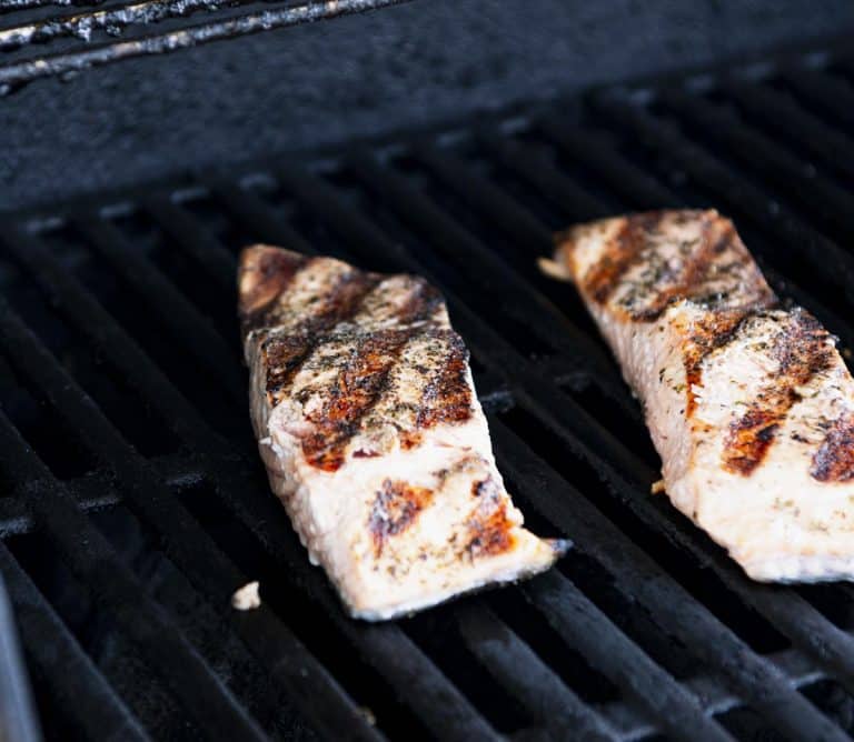 Perfect 15-Minute Grilled Salmon - The Seasoned Mom