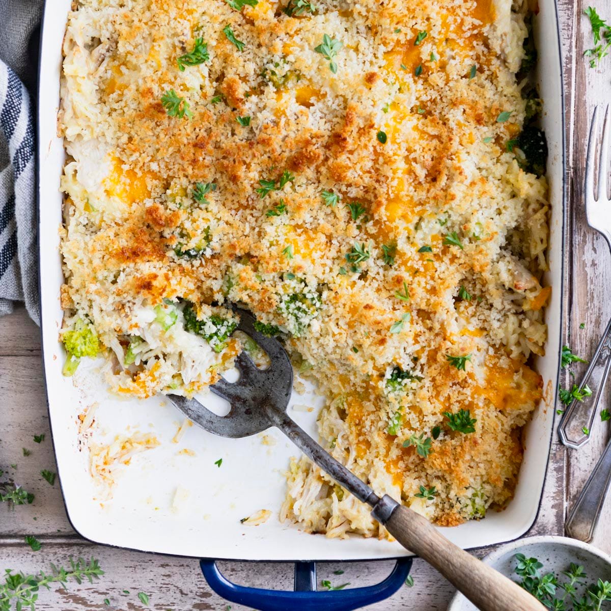 Broccoli Cheese Chicken and Rice Casserole - The Seasoned Mom